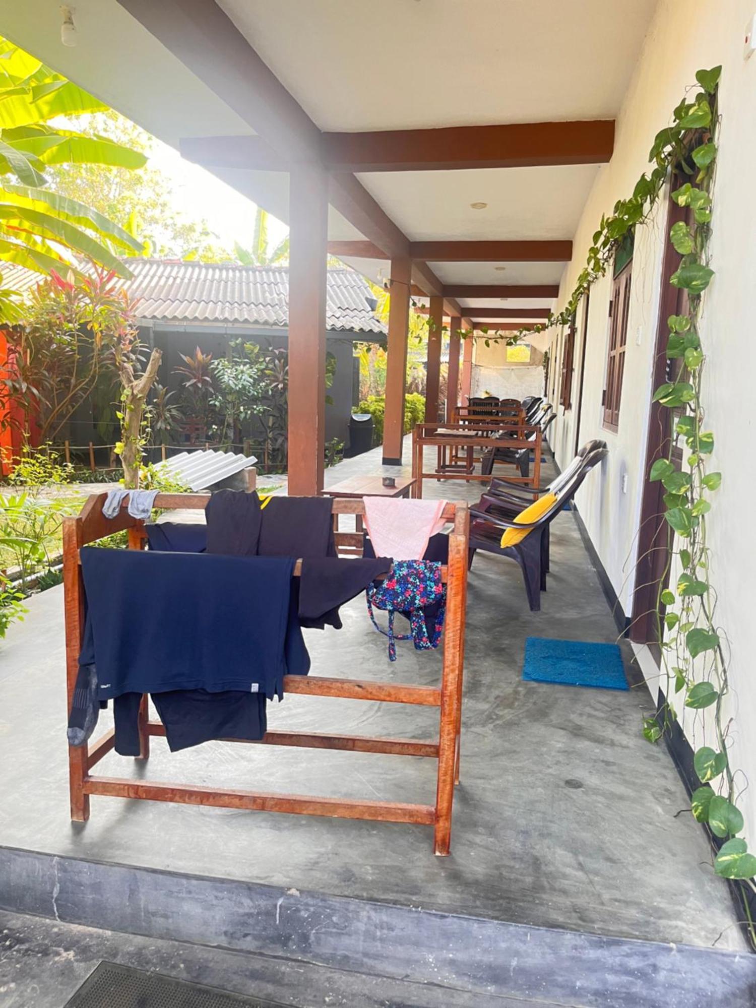 Lobster Inn ตรินโคมาลี ภายนอก รูปภาพ