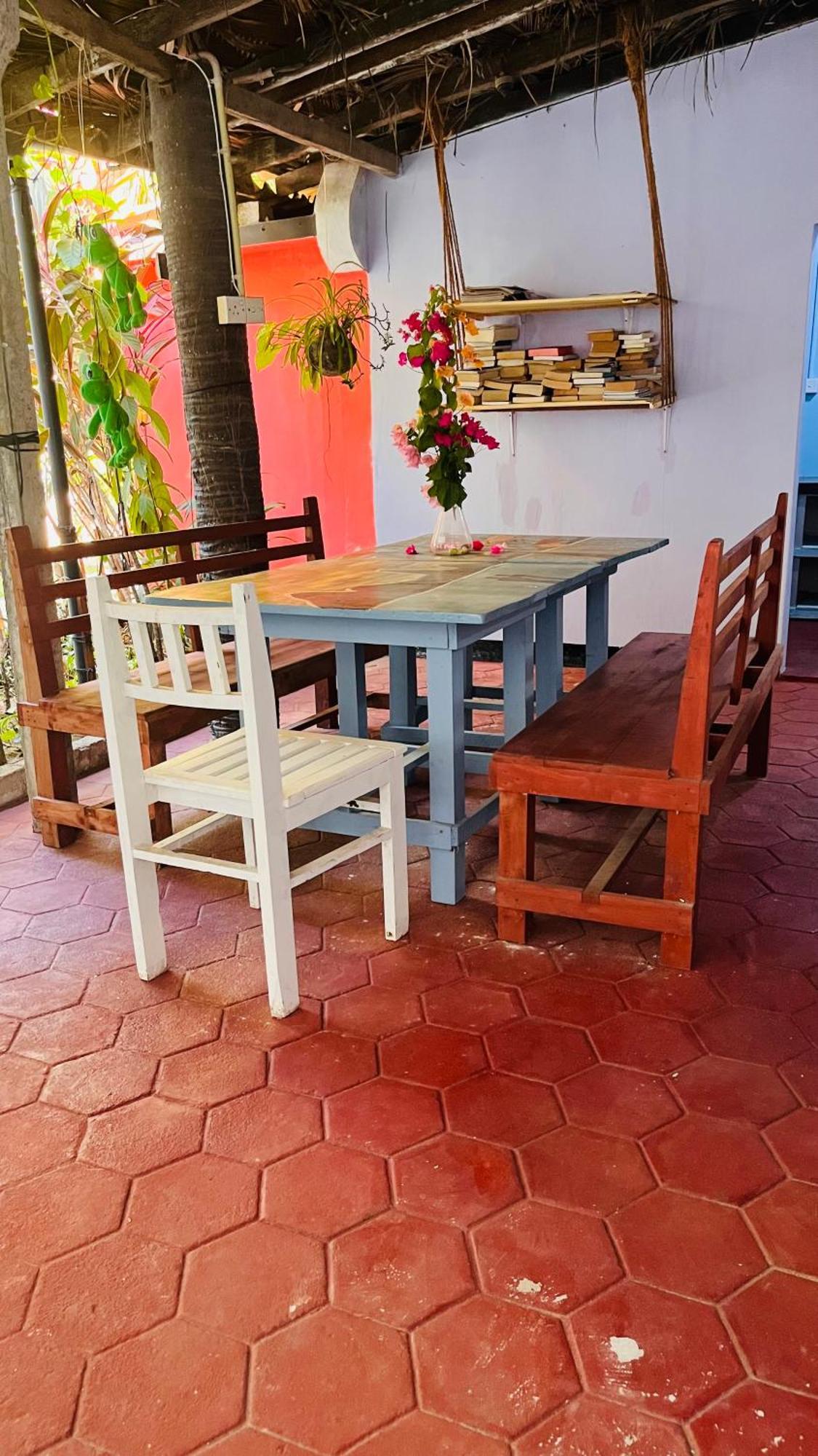 Lobster Inn ตรินโคมาลี ภายนอก รูปภาพ